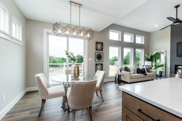 Waverly Dining - 1.5 Story House Plans in MO