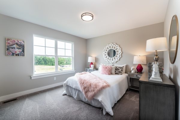 Waverly Bedroom - 1.5 Story House Plans in MO