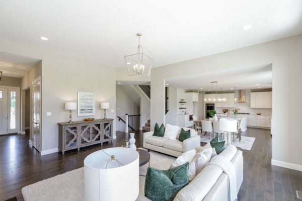 Glenhurst II Great Room - 1.5 Story House Plans in MO