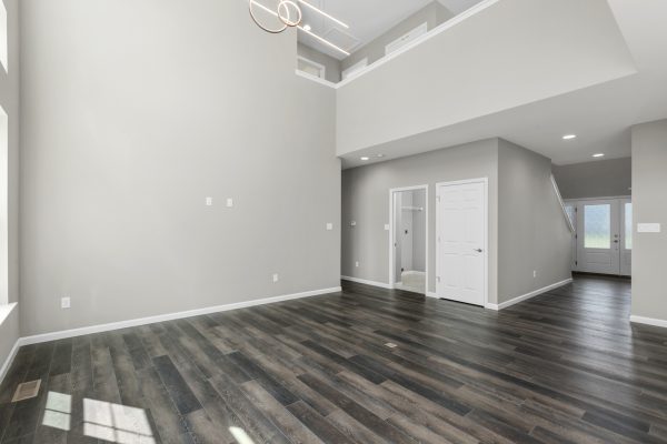 Waverly Great Room - 1.5 Story House Plans in MO