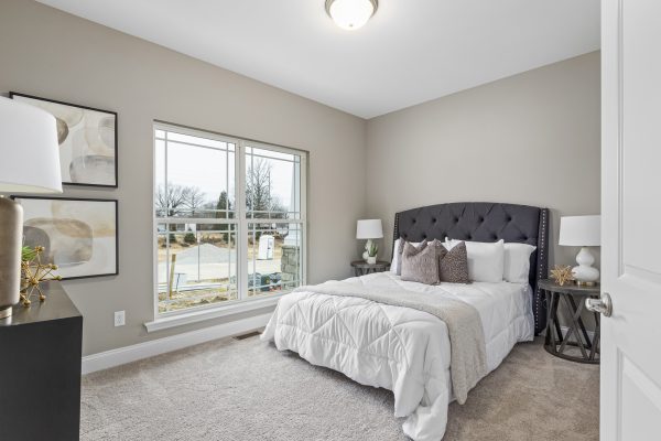 Whitehall Bed - Ranch House Plans in MO