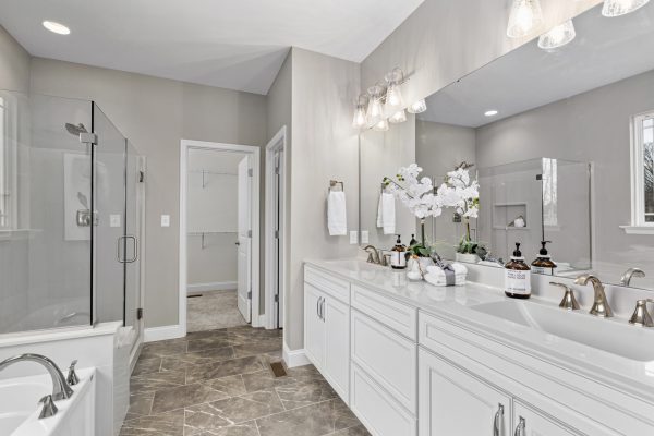 Whitehall Primary Ensuite - Ranch House Plans in MO