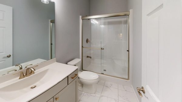 Highland Guest Bath - Ranch House Plans in MO
